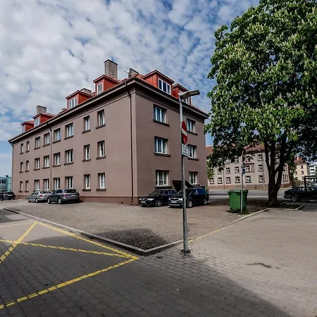 Holiday Apartment *